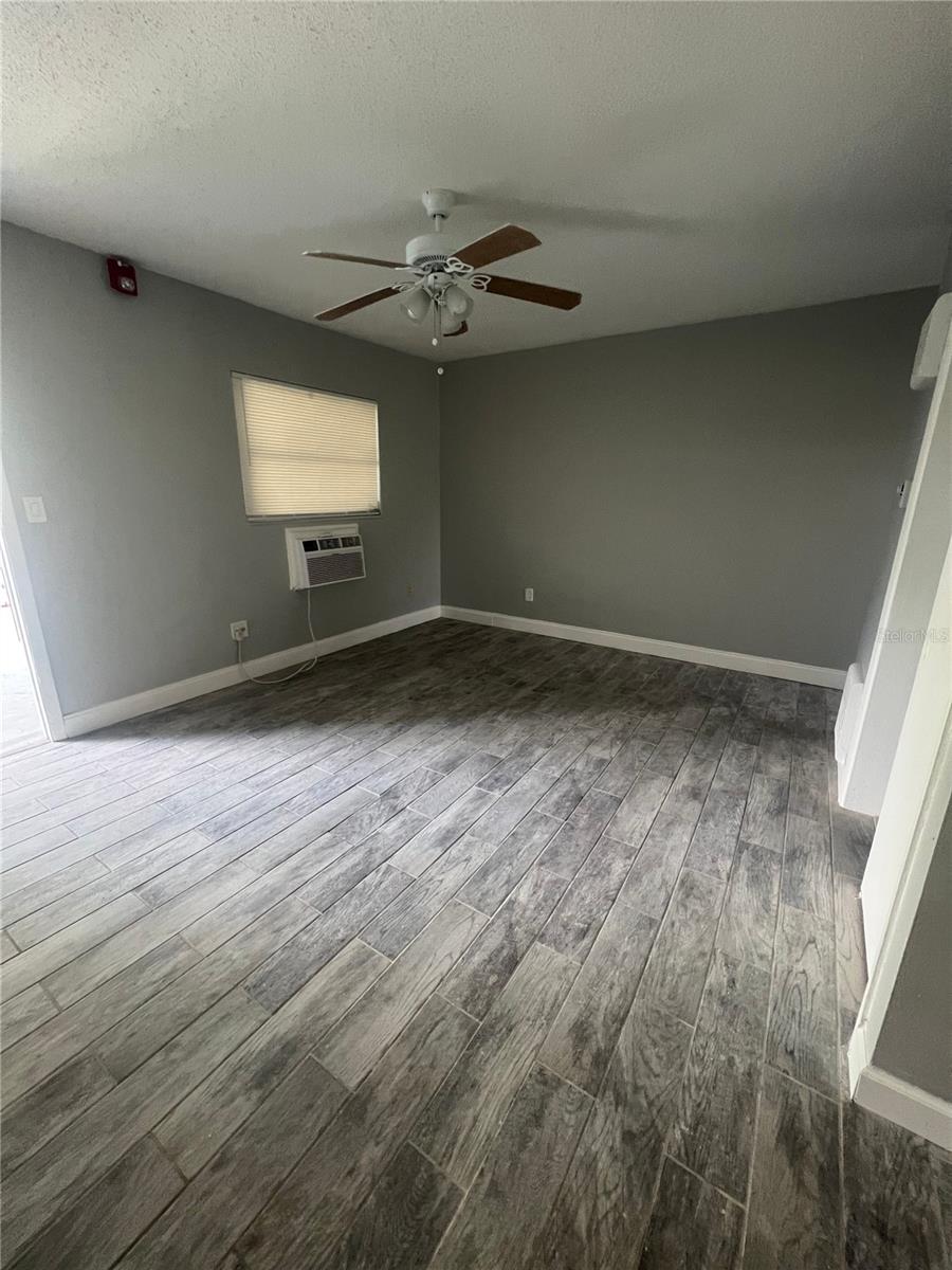 865 5TH AVE N #17, ST PETERSBURG, FL, 33701