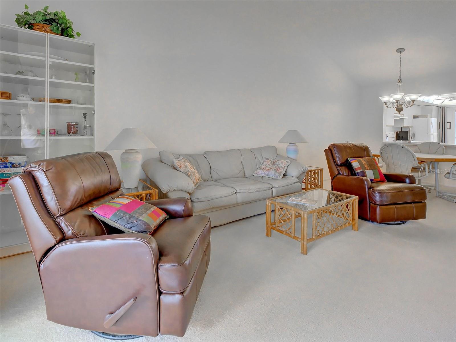 1405 PINE LAKE DR #5, VENICE, FL, 34285