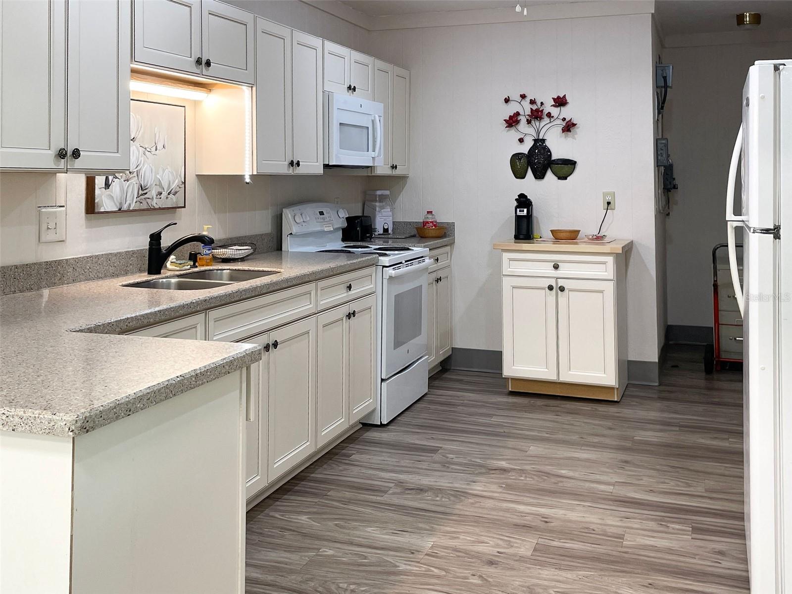 1405 PINE LAKE DR #5, VENICE, FL, 34285