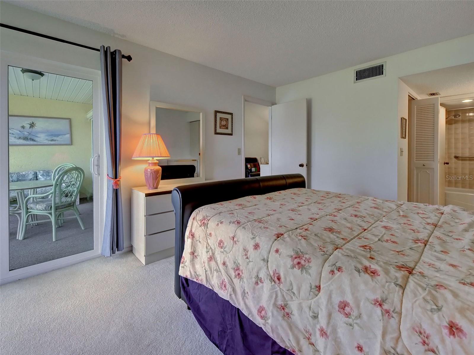1405 PINE LAKE DR #5, VENICE, FL, 34285