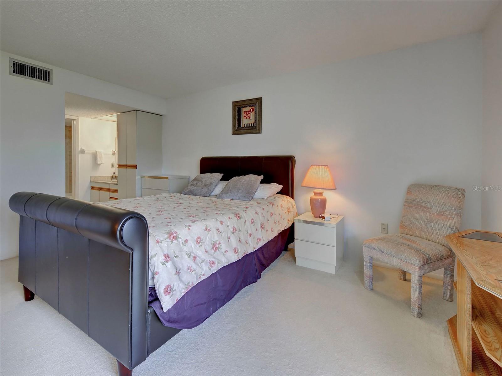 1405 PINE LAKE DR #5, VENICE, FL, 34285