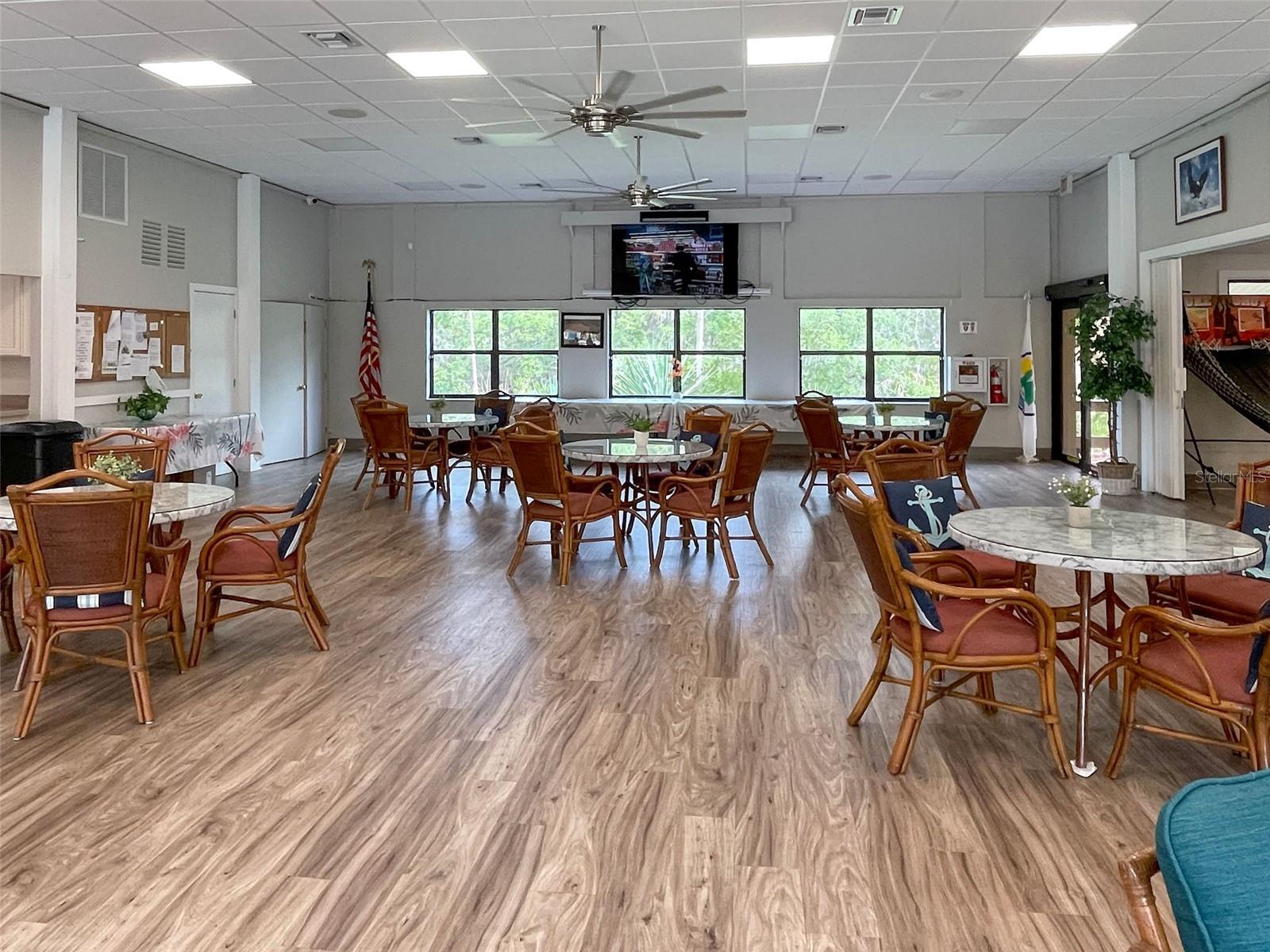 1405 PINE LAKE DR #5, VENICE, FL, 34285