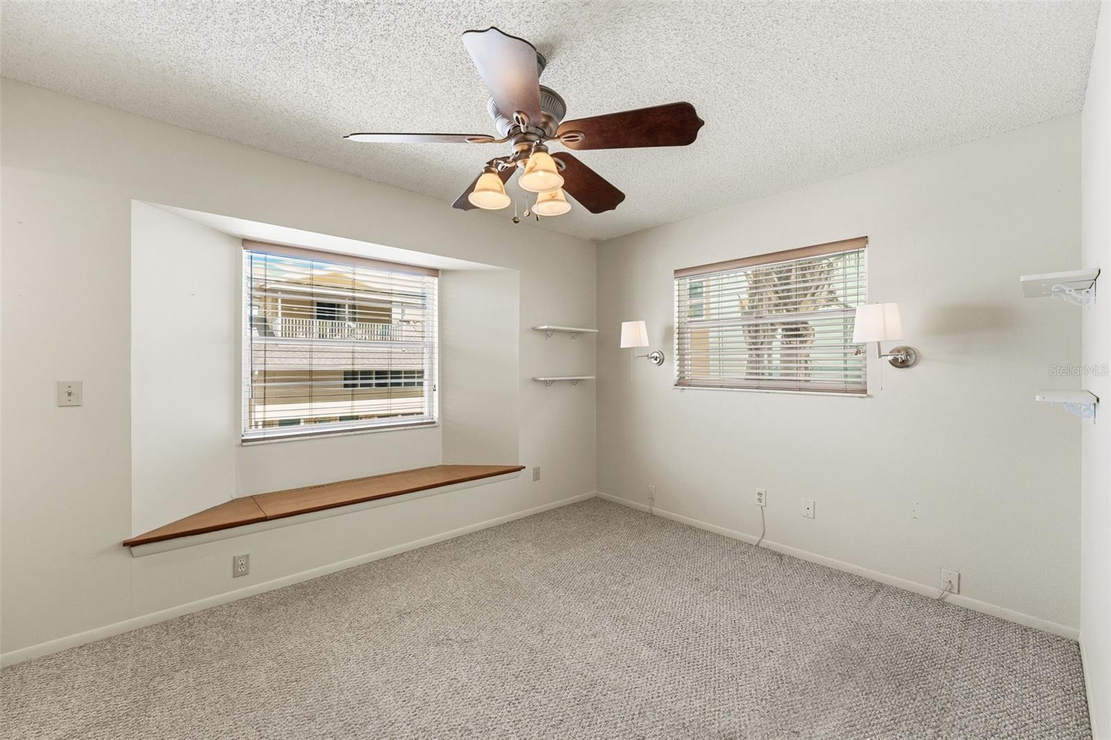 12505 SUNSHINE LN, TREASURE ISLAND, FL, 33706