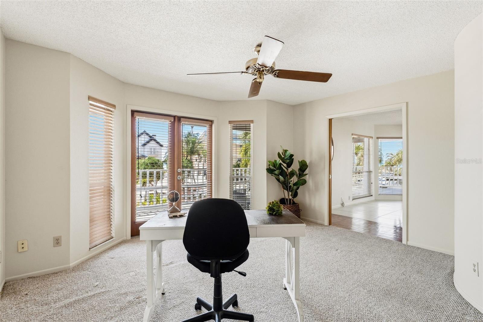 12505 SUNSHINE LN, TREASURE ISLAND, FL, 33706