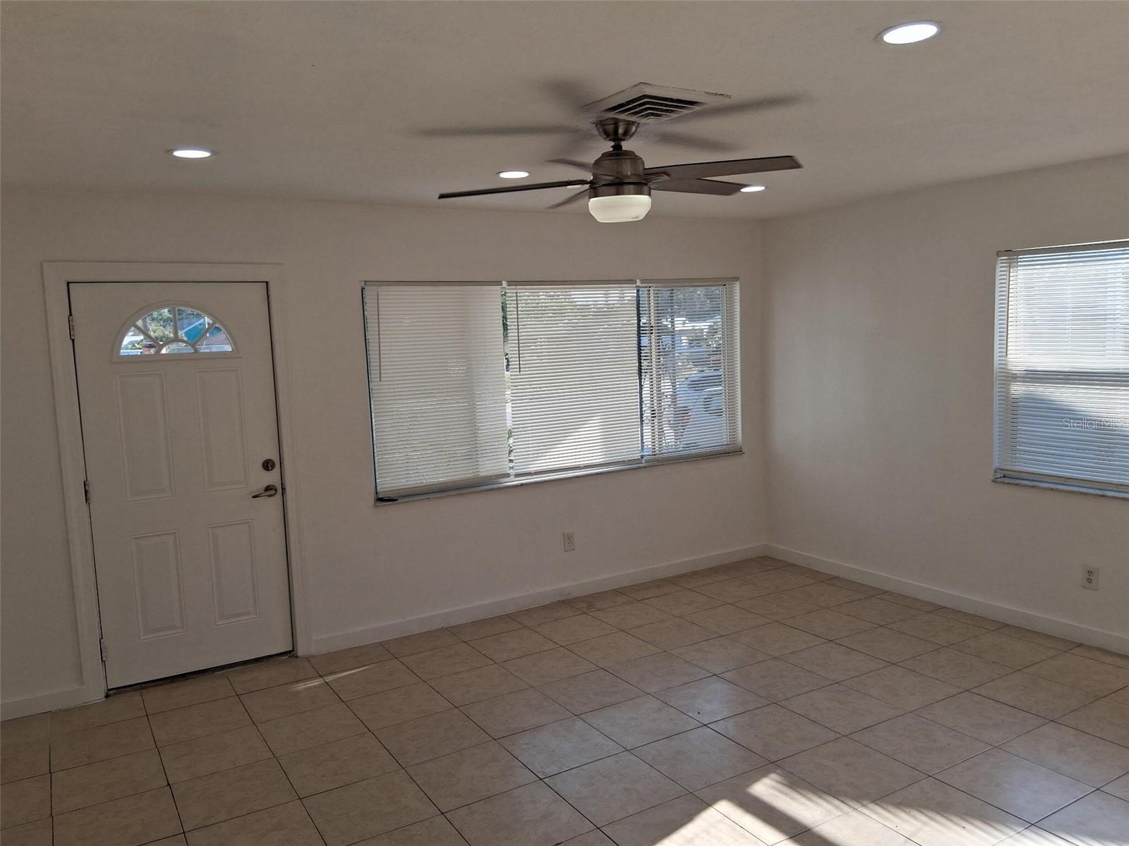 2843 13TH AVE N, ST PETERSBURG, FL, 33713