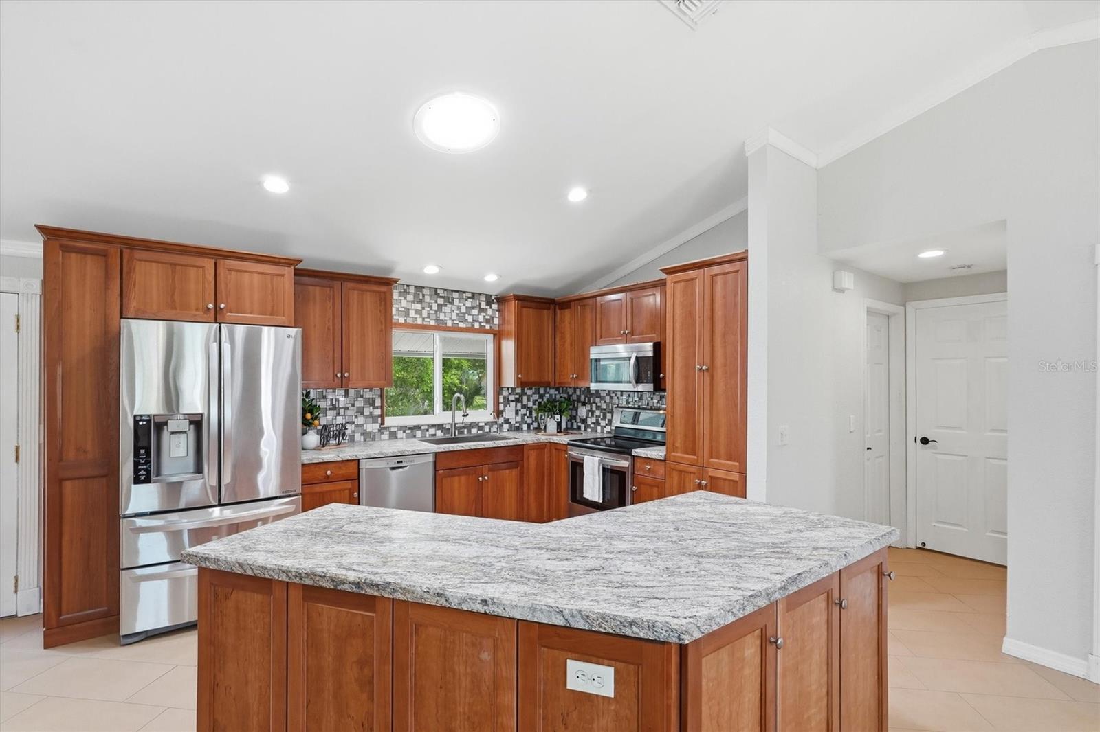 5947 S SHADYTREE PATH, HOMOSASSA, FL, 34448