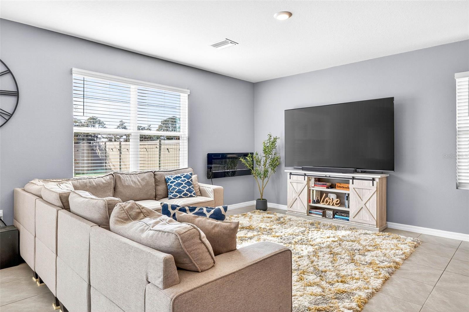 33608 BARBERRY LEAF WAY, WESLEY CHAPEL, FL, 33543