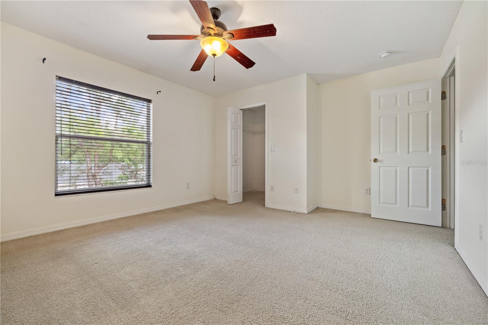 8505 EDGEWATER PLACE BLVD, TAMPA, FL, 33615