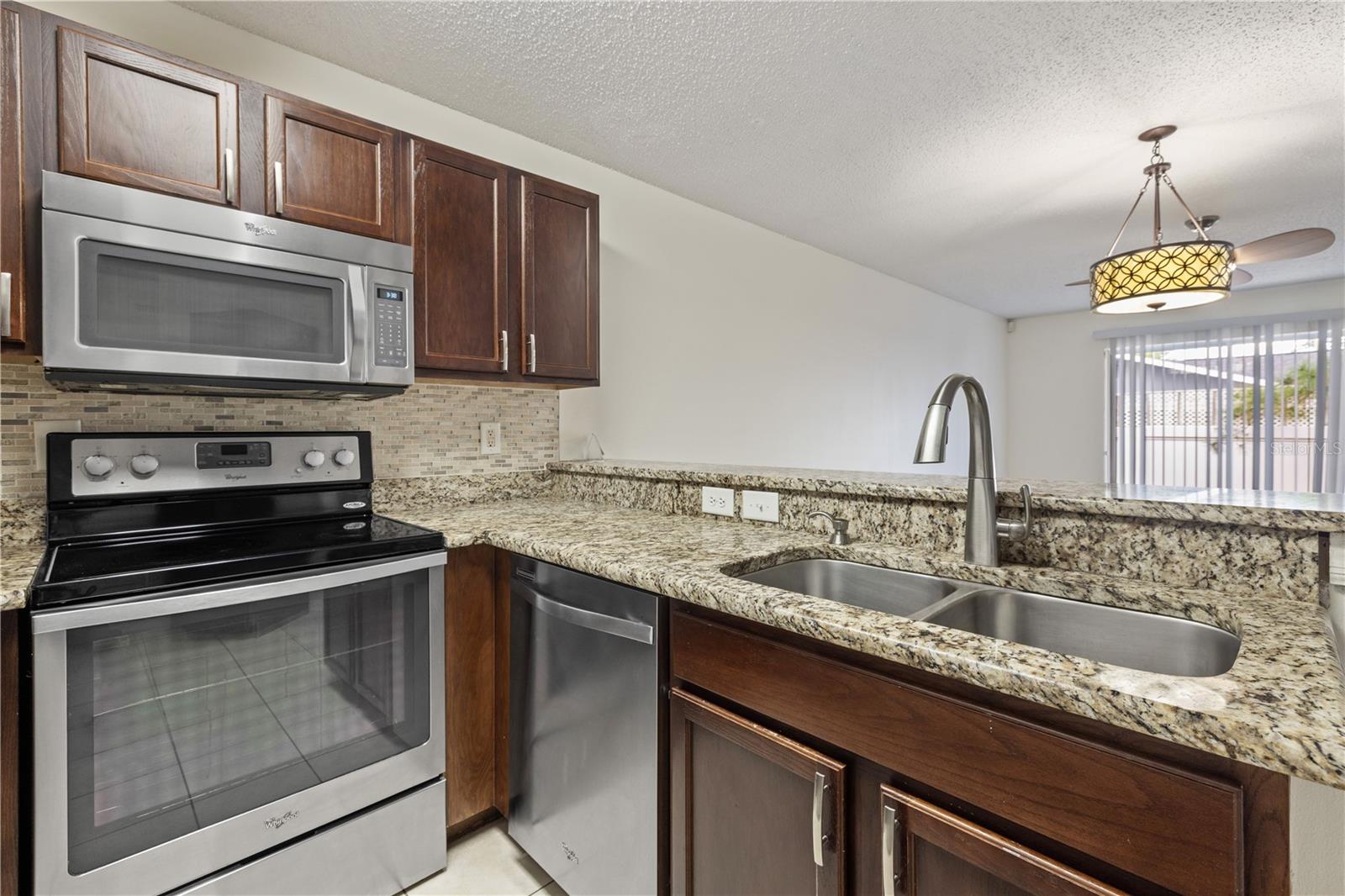 8505 EDGEWATER PLACE BLVD, TAMPA, FL, 33615