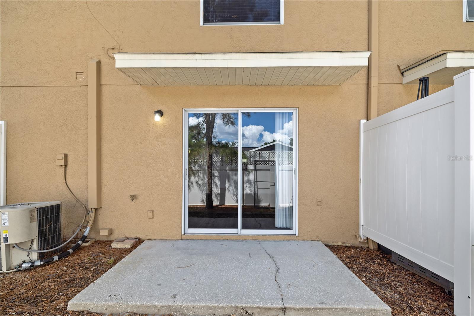 8505 EDGEWATER PLACE BLVD, TAMPA, FL, 33615