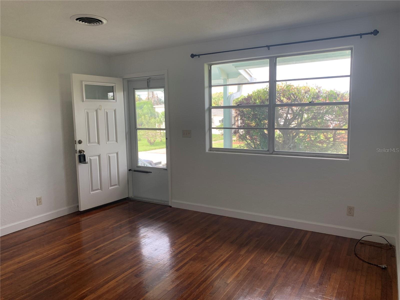 2007 SCHULTE AVE #1, DAYTONA BEACH, FL, 32118