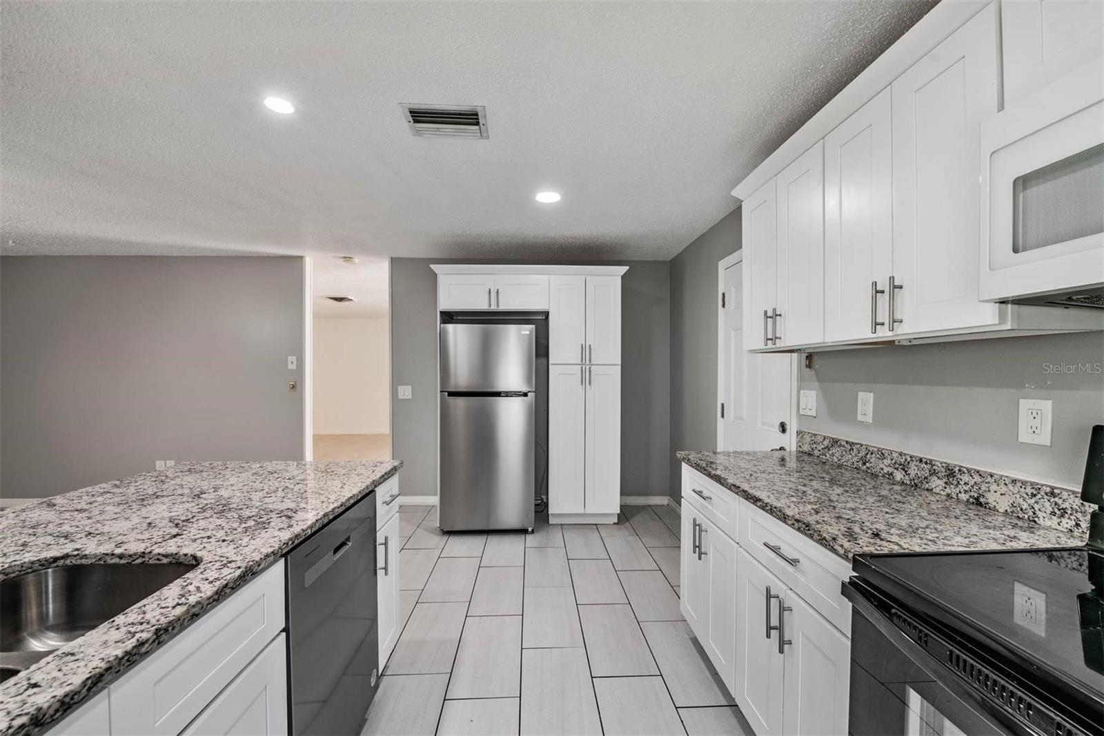 8119 SAN BERNARDINO DR, PORT RICHEY, FL, 34668