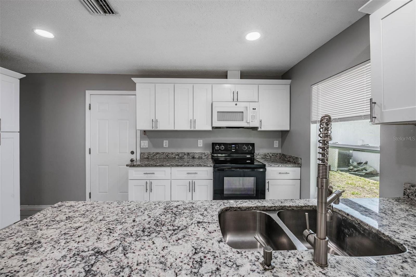 8119 SAN BERNARDINO DR, PORT RICHEY, FL, 34668