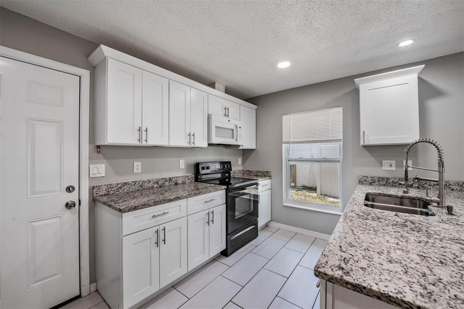 8119 SAN BERNARDINO DR, PORT RICHEY, FL, 34668
