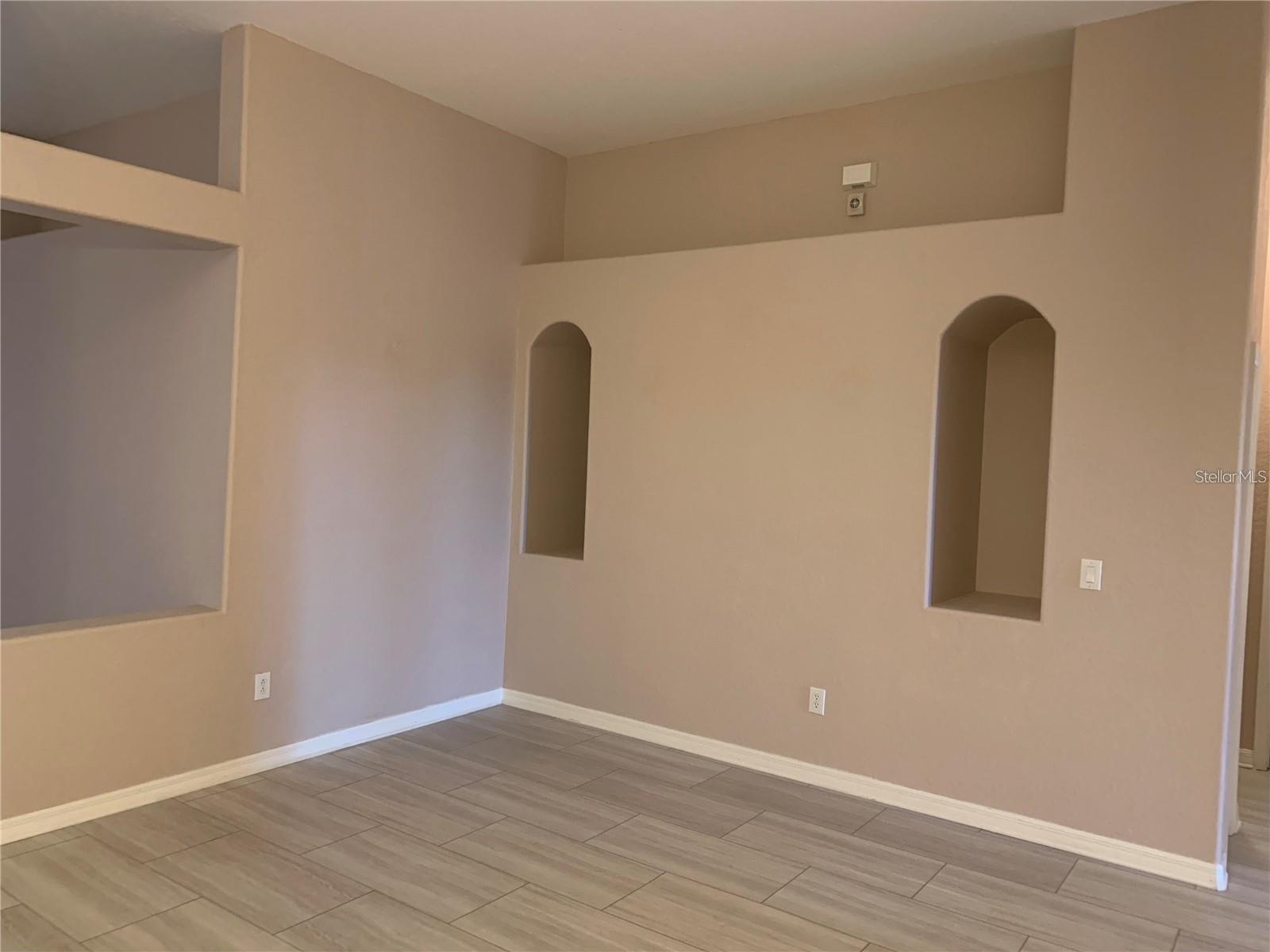 10724 BANFIELD DR, RIVERVIEW, FL, 33579