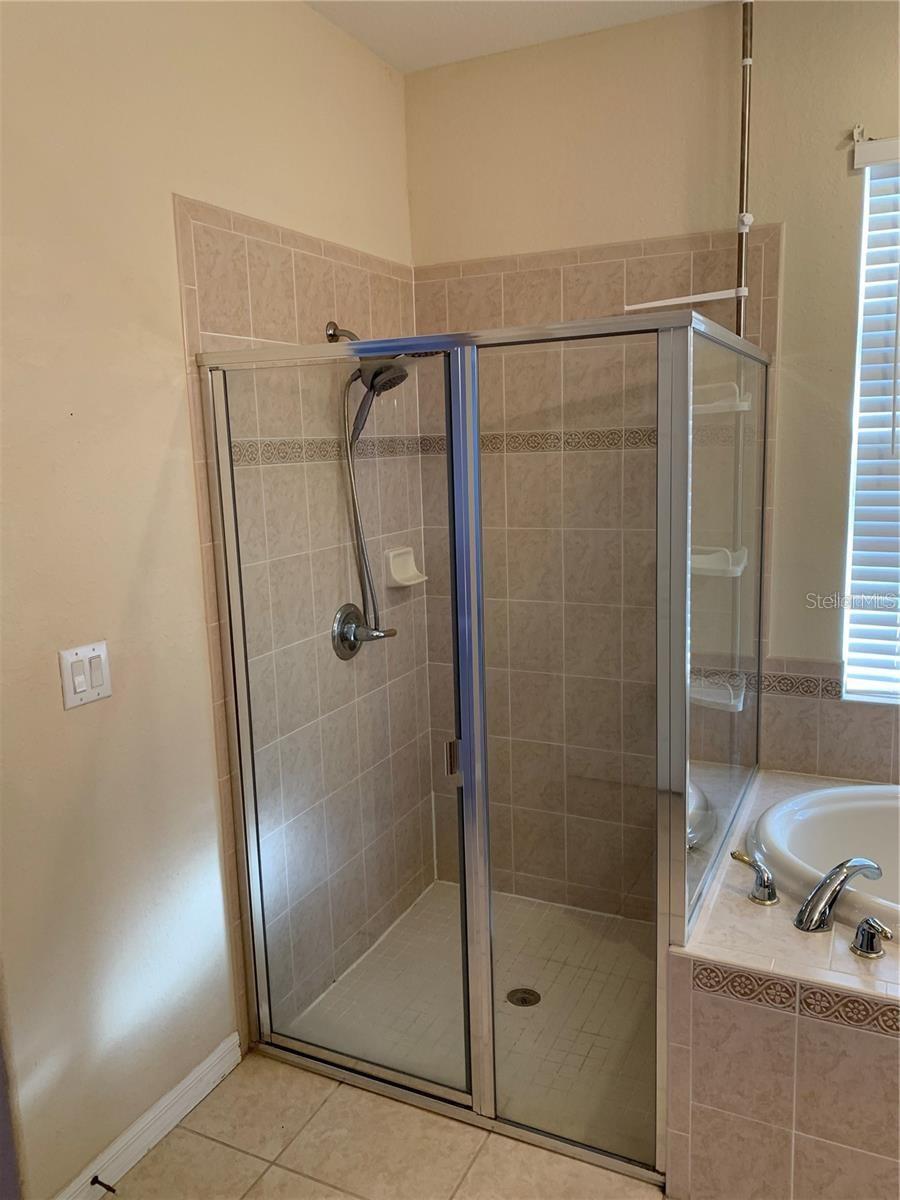 10724 BANFIELD DR, RIVERVIEW, FL, 33579