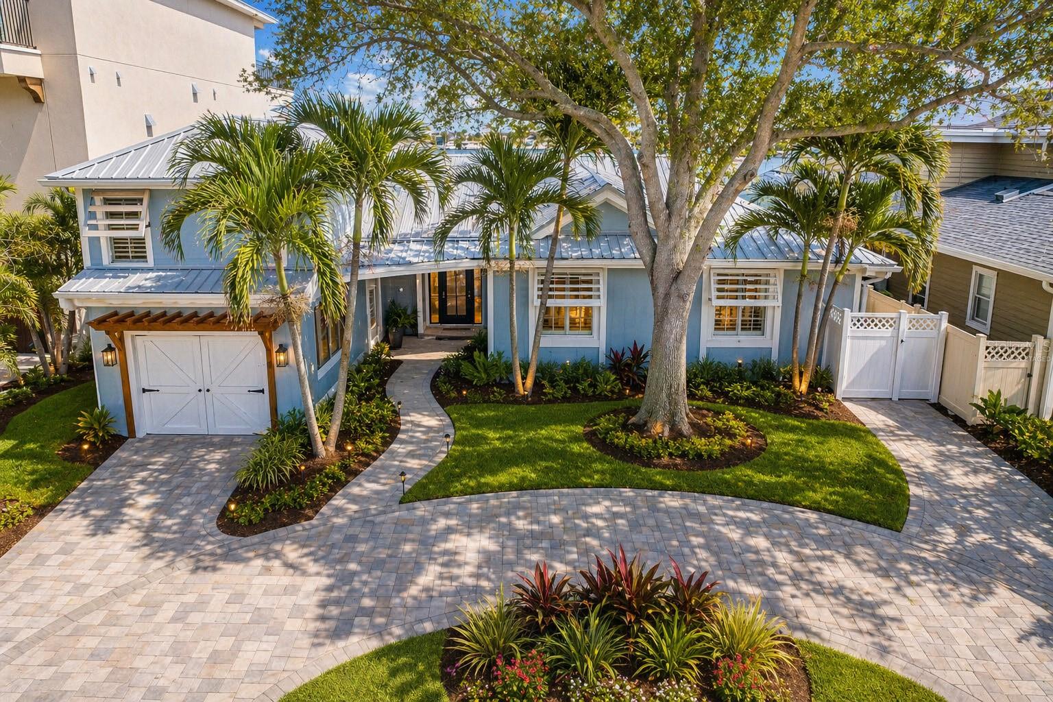 845 BAY ESPLANADE, CLEARWATER BEACH, FL, 33767