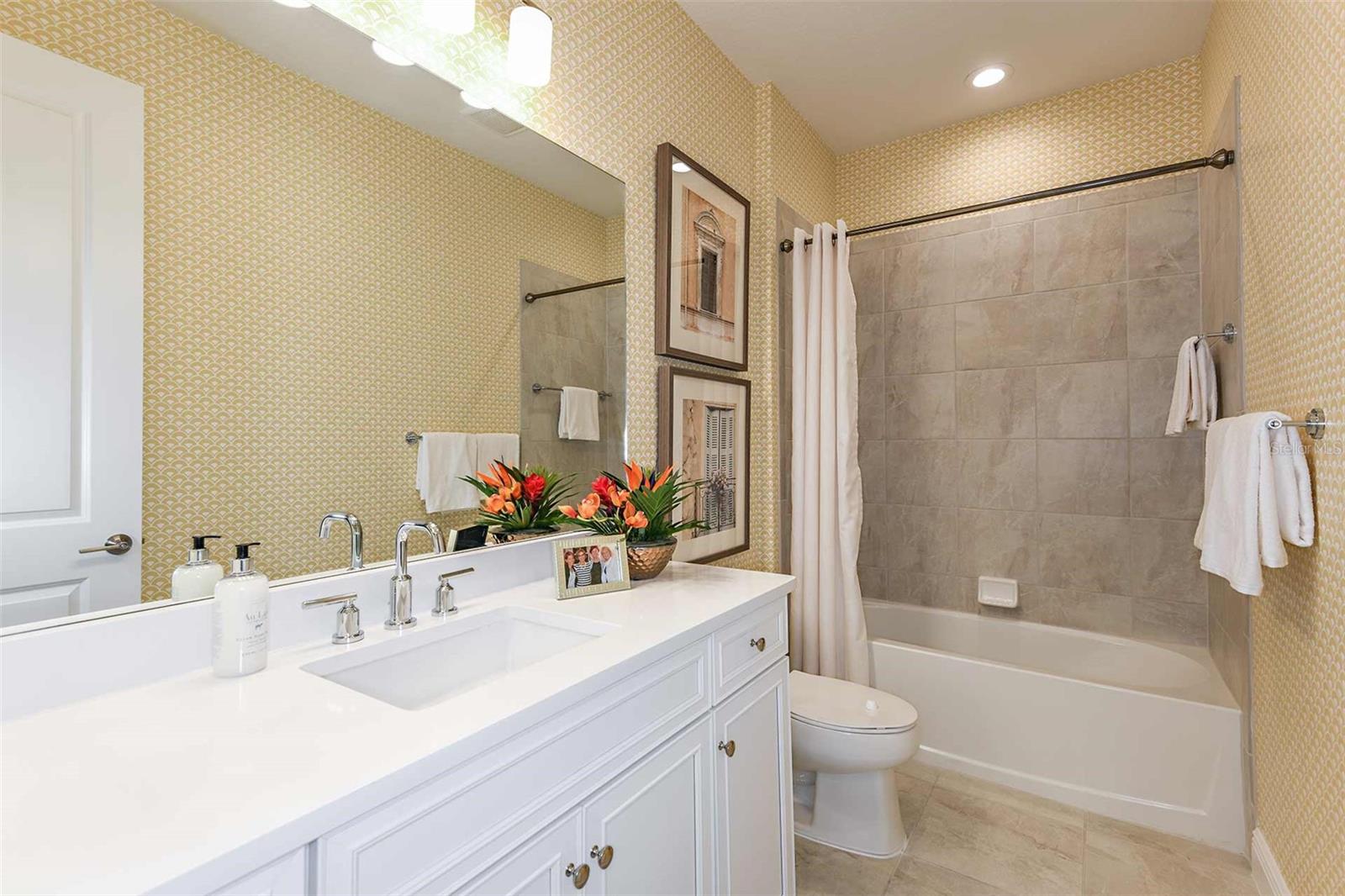 10293 LAKE WALES CIR, SARASOTA, FL, 34241