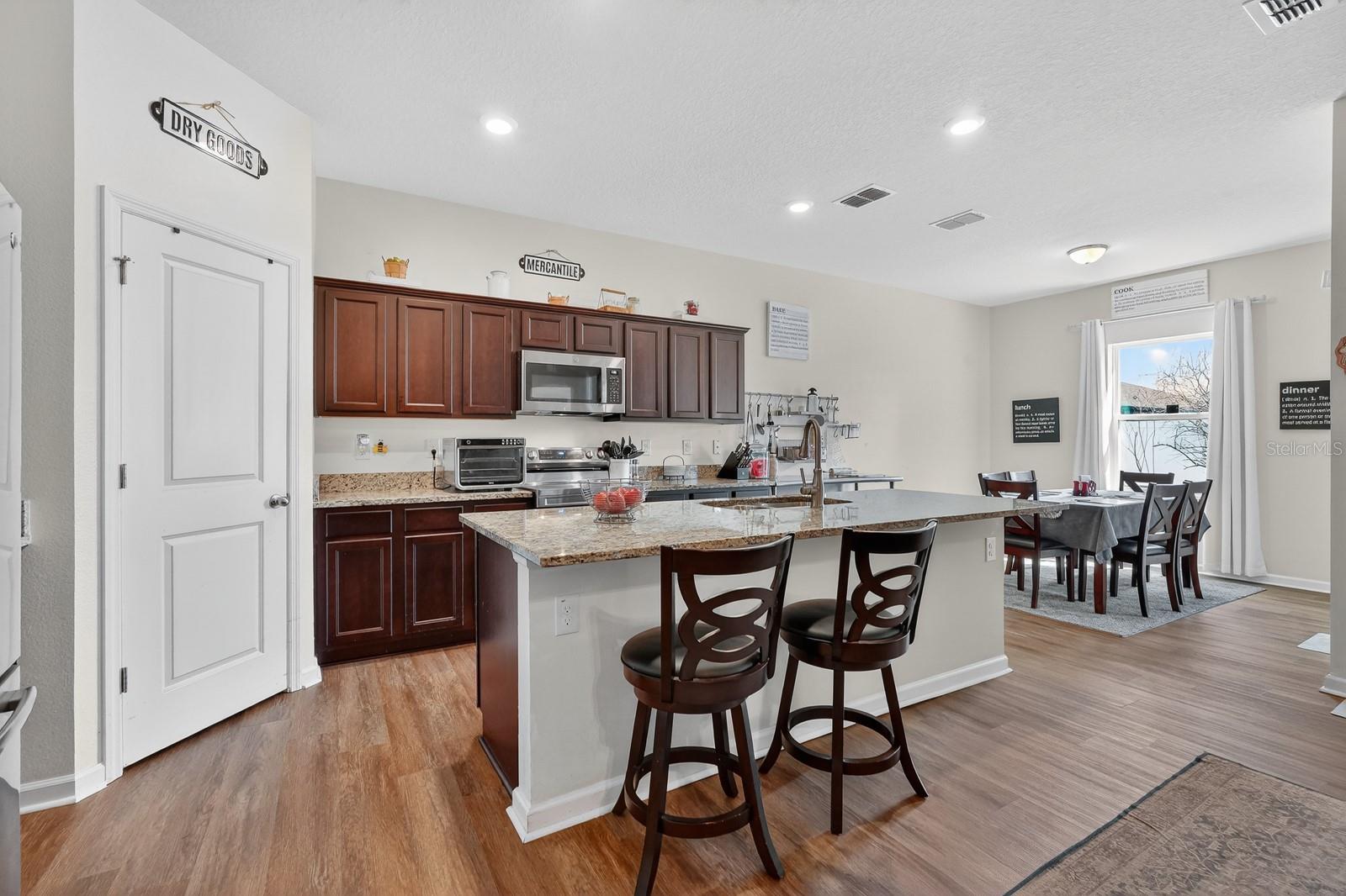 1019 LANDING LN, DELTONA, FL, 32738