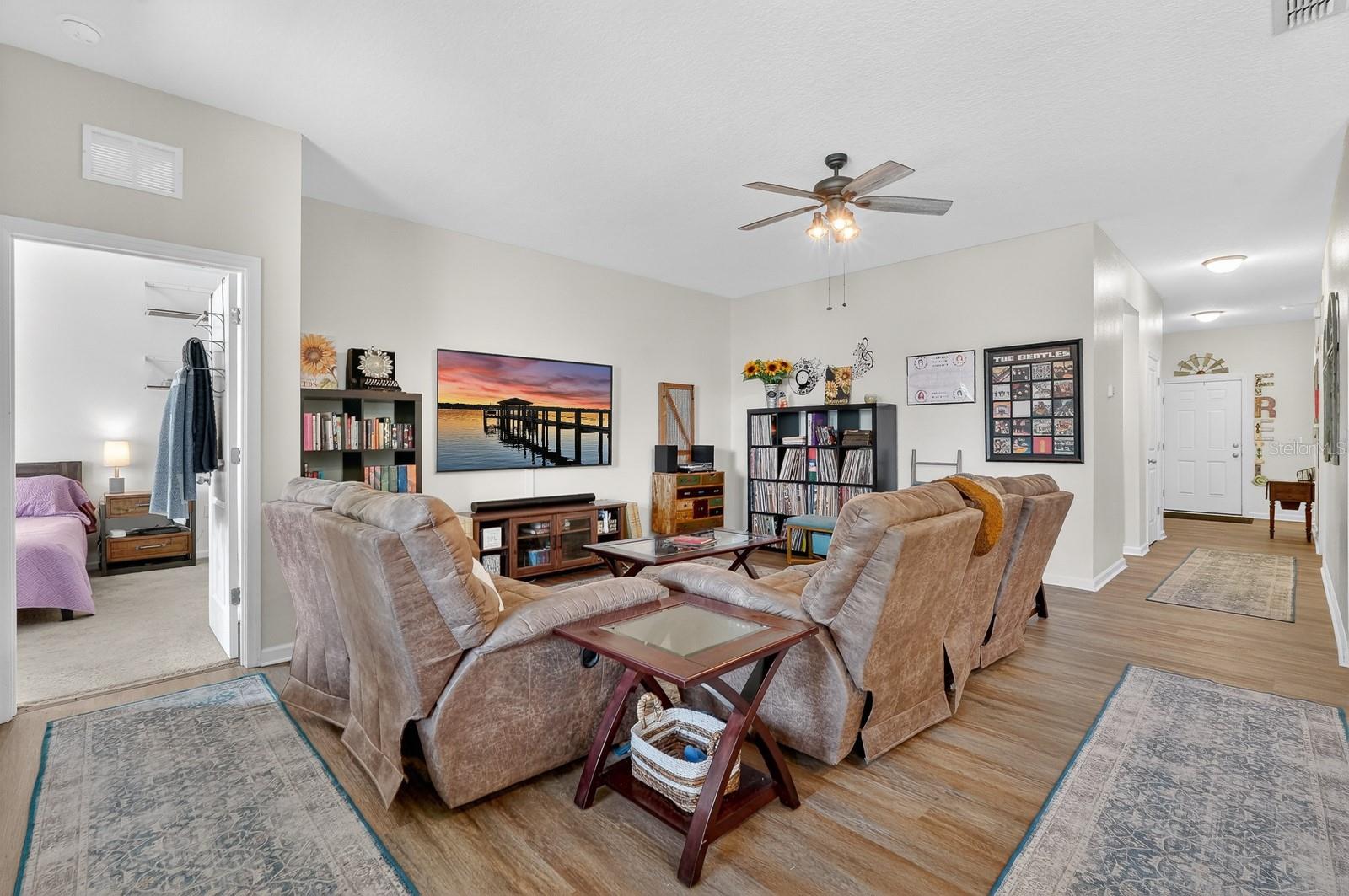 1019 LANDING LN, DELTONA, FL, 32738