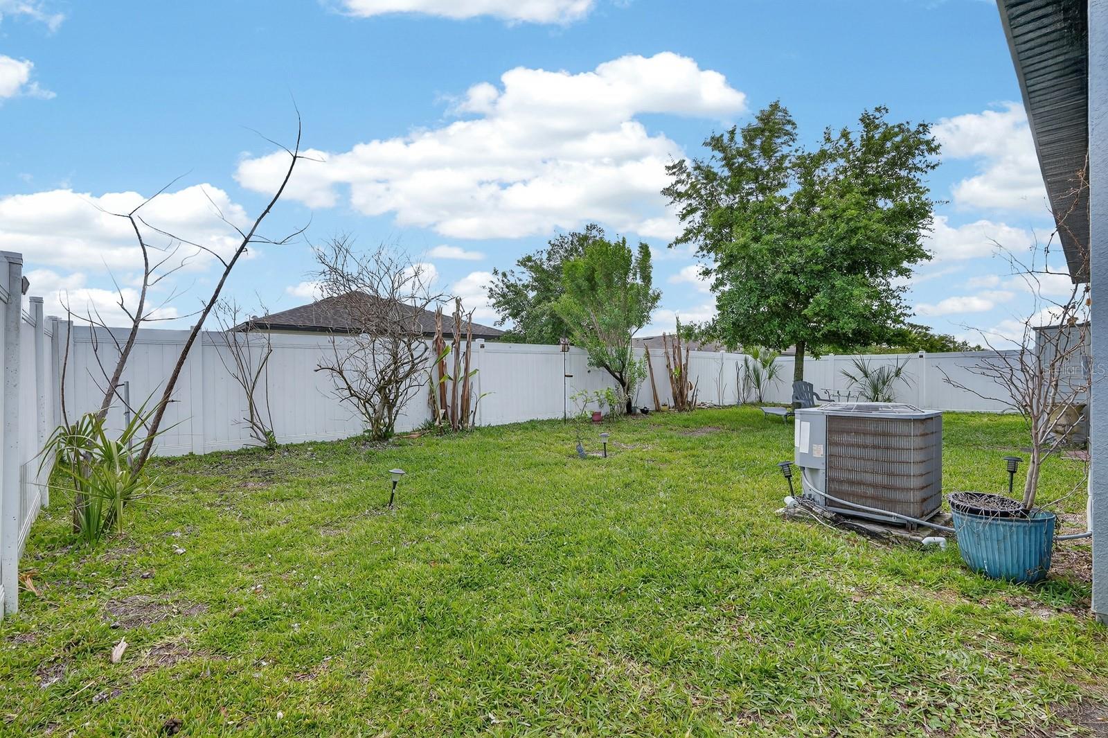 1019 LANDING LN, DELTONA, FL, 32738