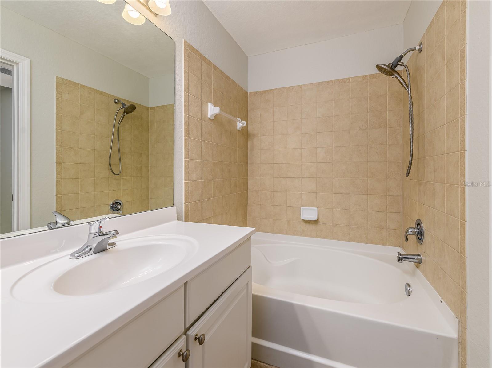 112 BEACH HAVEN LN #112, TAMPA, FL, 33609