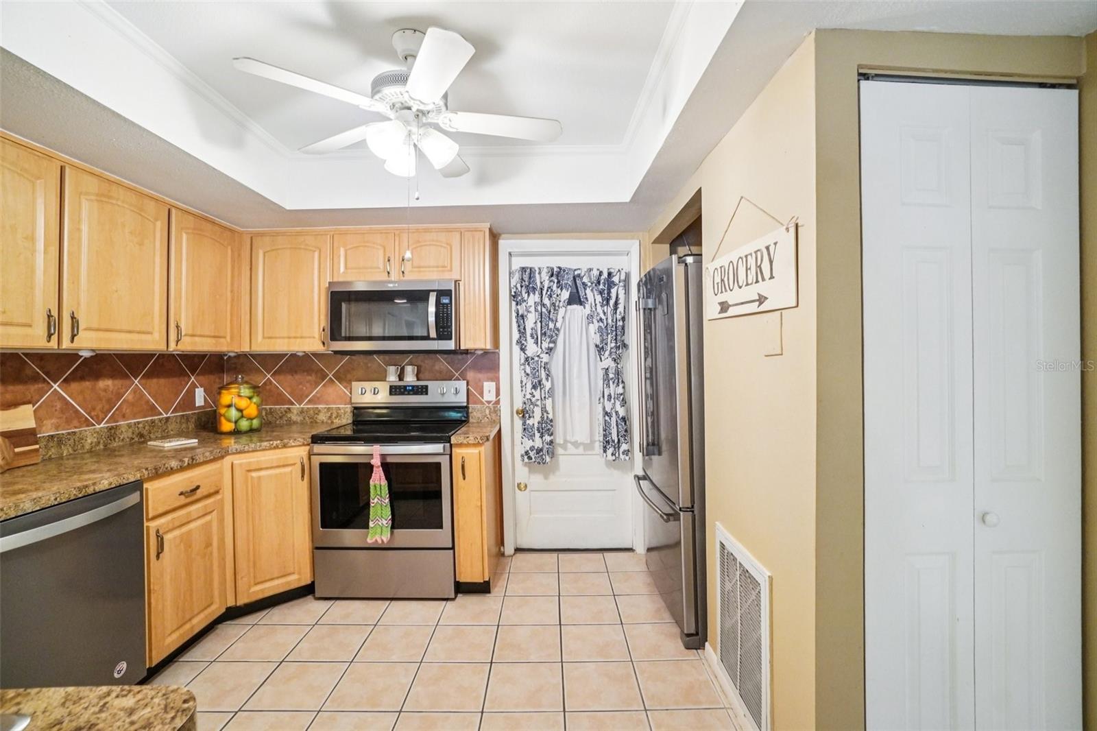 17803 SUNRISE DR, LUTZ, FL, 33549