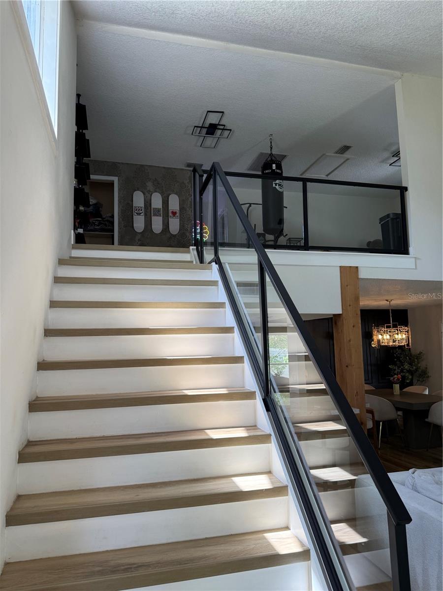 1024 SYLVIA LN, TAMPA, FL, 33613