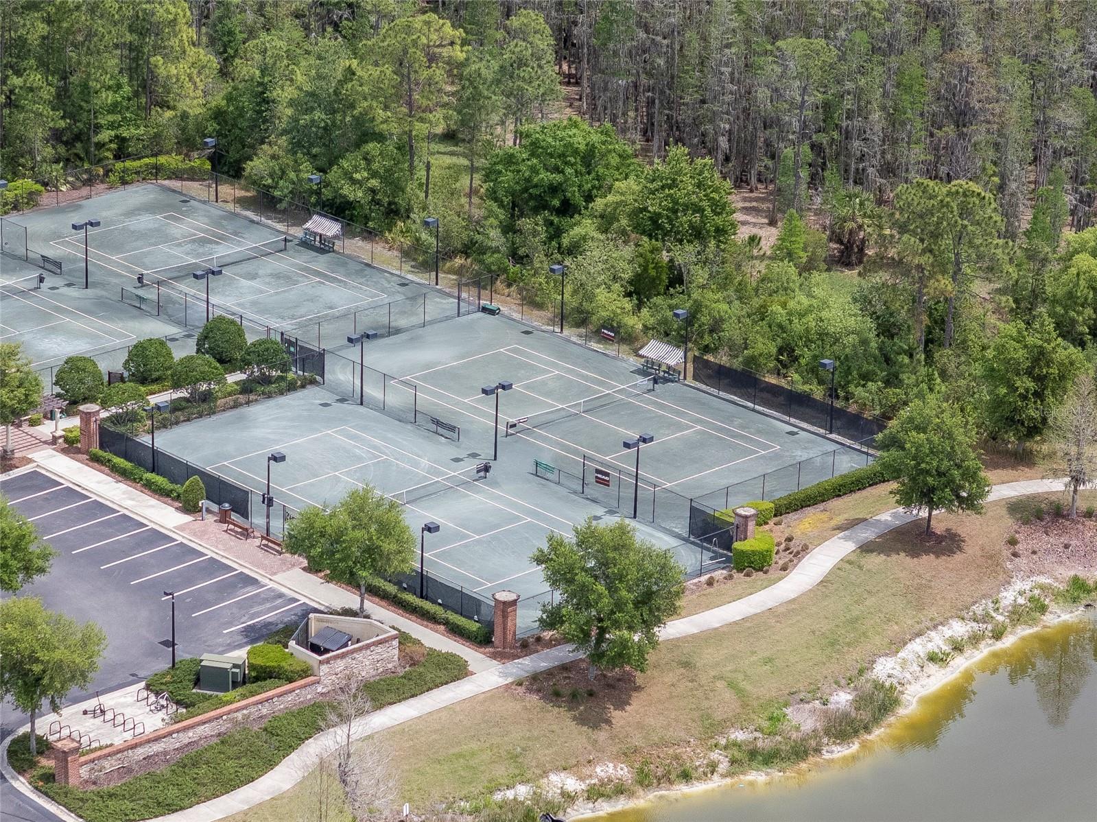 Estancia Tennis Courts