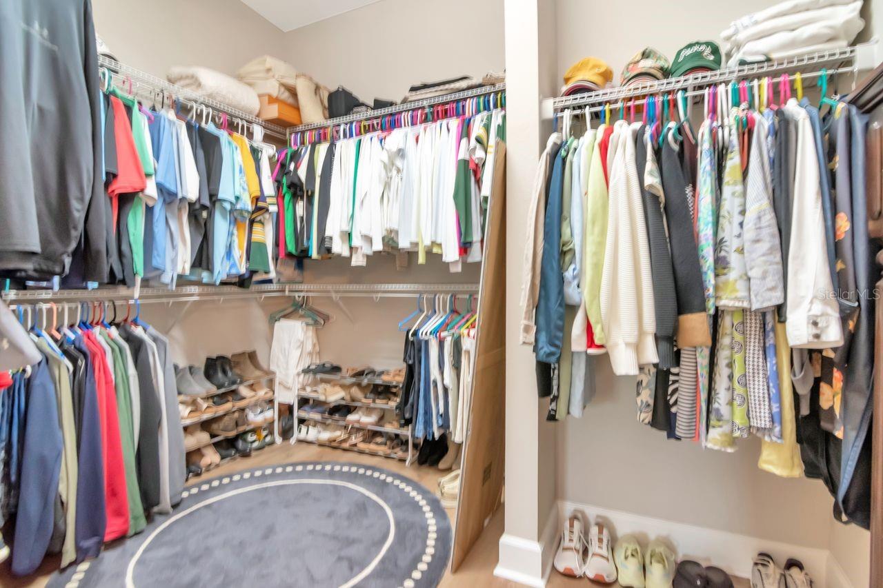 Walk in closet