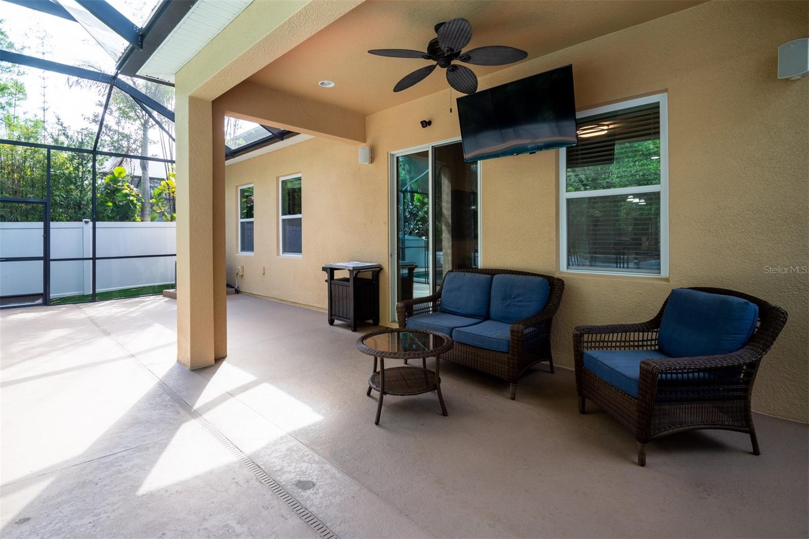 11604 QUIET FOREST DR, TAMPA, FL, 33635