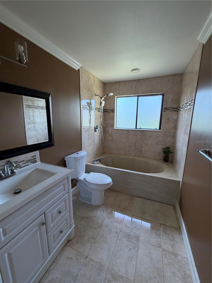 8091 NW 71ST CT, TAMARAC, FL, 33321
