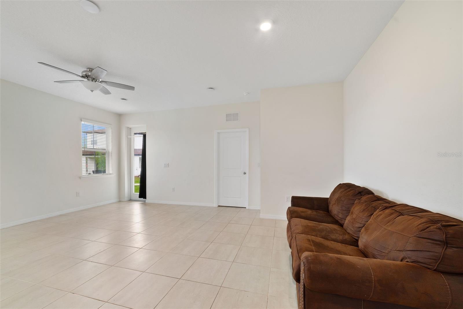 4371 CREEK COVE LN, KISSIMMEE, FL, 34744
