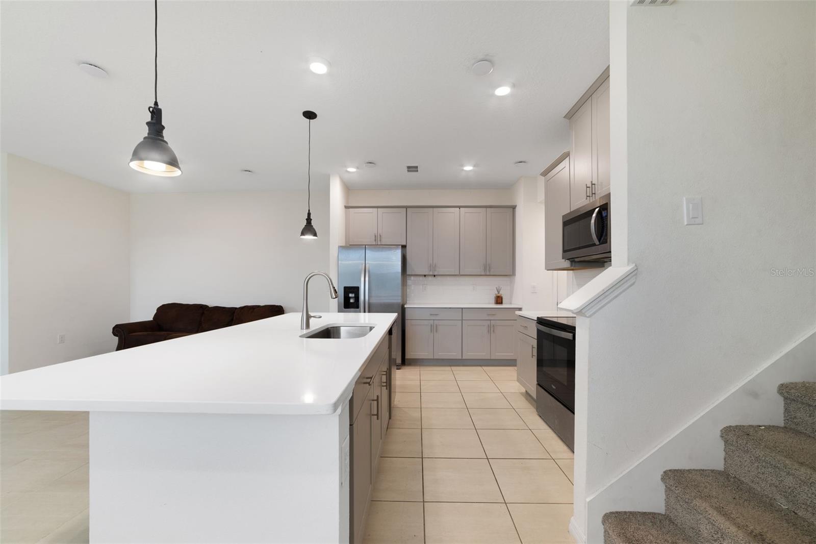 4371 CREEK COVE LN, KISSIMMEE, FL, 34744