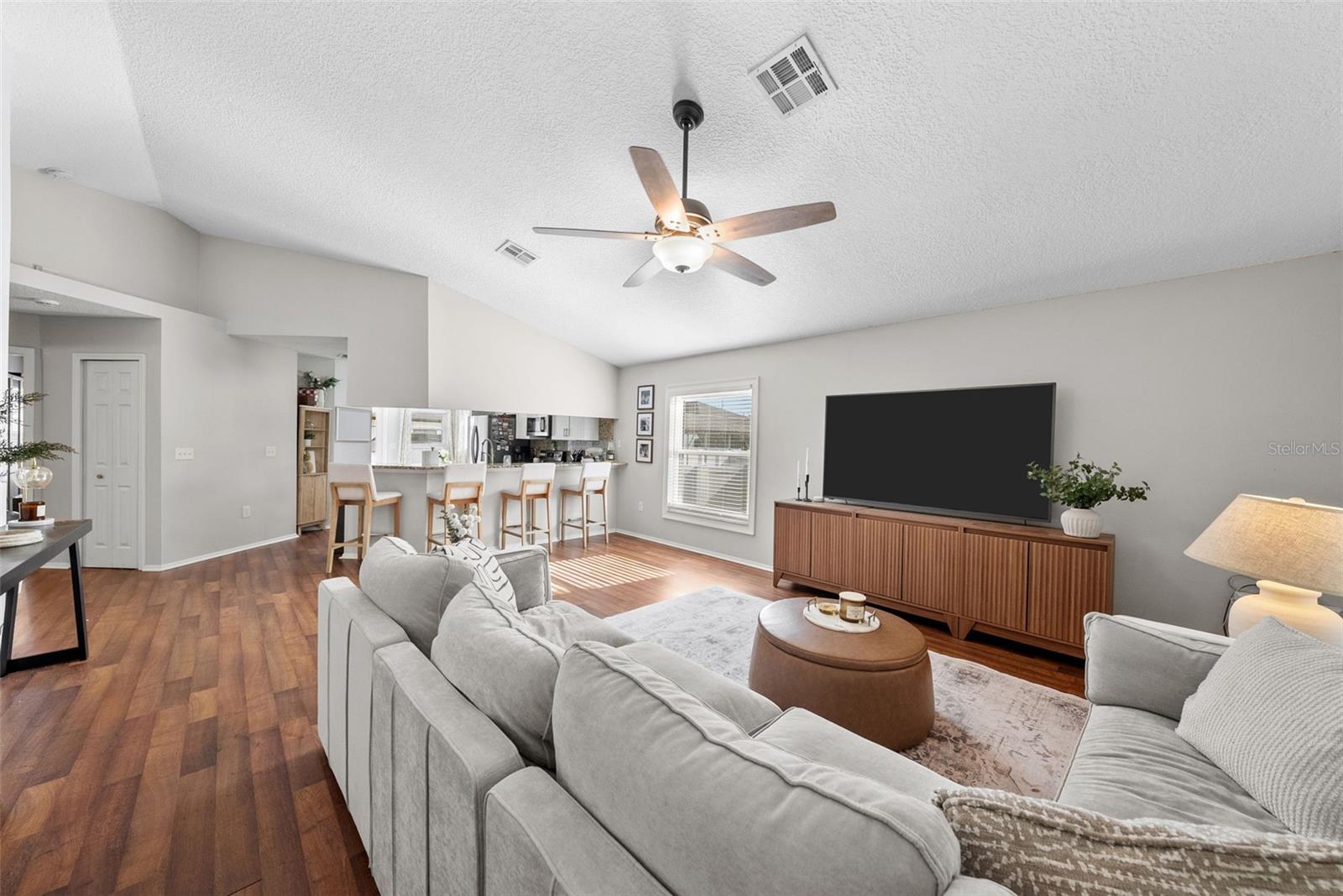 3323 W PINE ST, TAMPA, FL, 33607