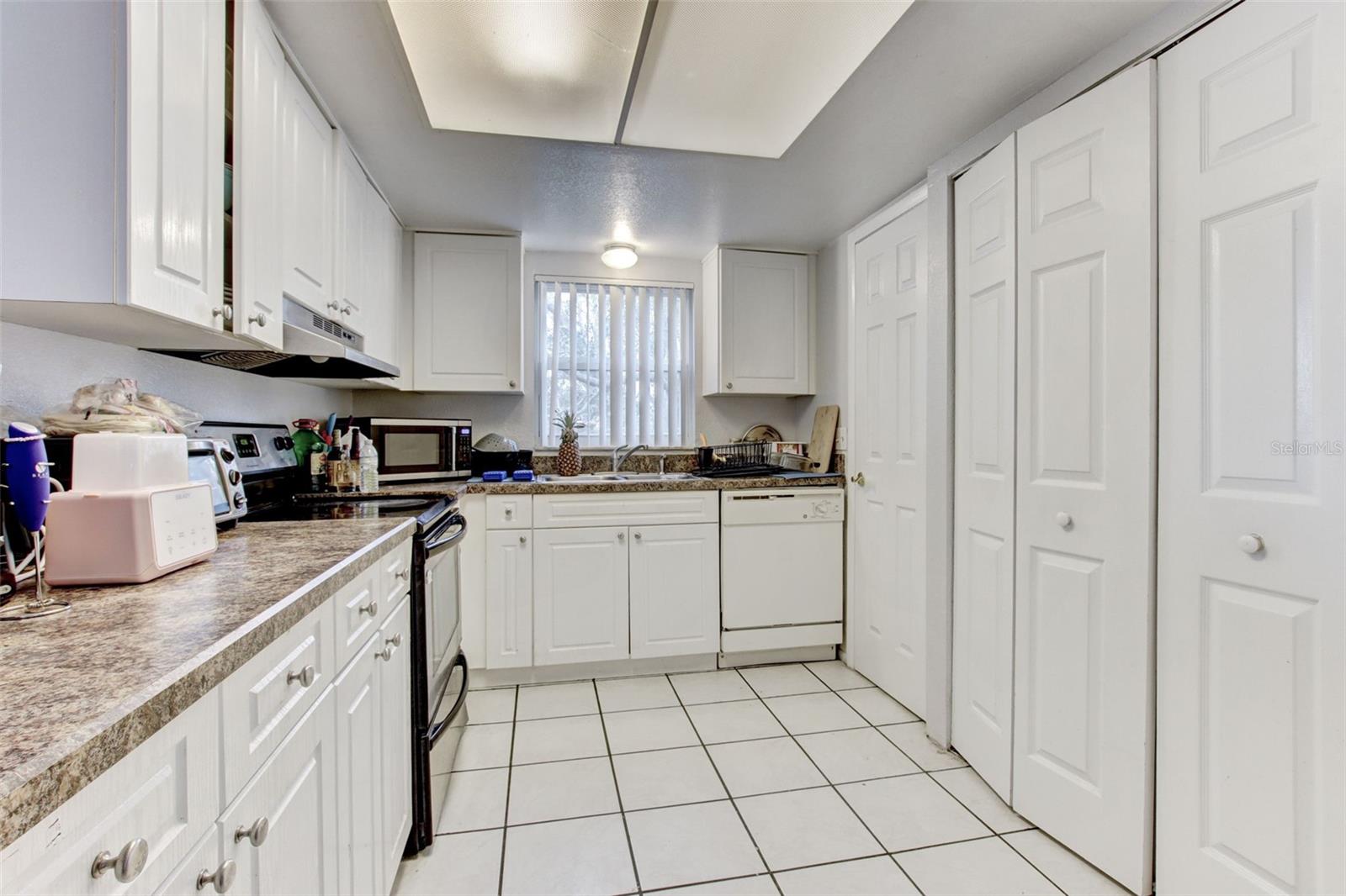 9908 SWEEPSTAKES LN #8, ORLANDO, FL, 32837