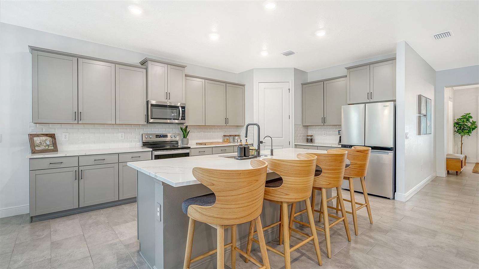 17732 BARLEY DR, BRADENTON, FL, 34211