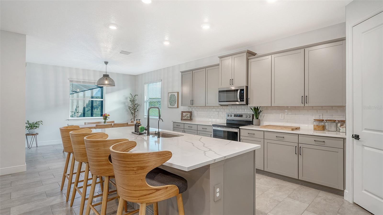 17732 BARLEY DR, BRADENTON, FL, 34211