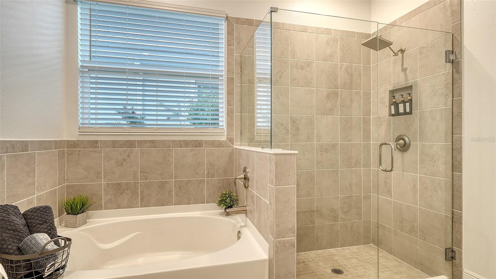 17732 BARLEY DR, BRADENTON, FL, 34211