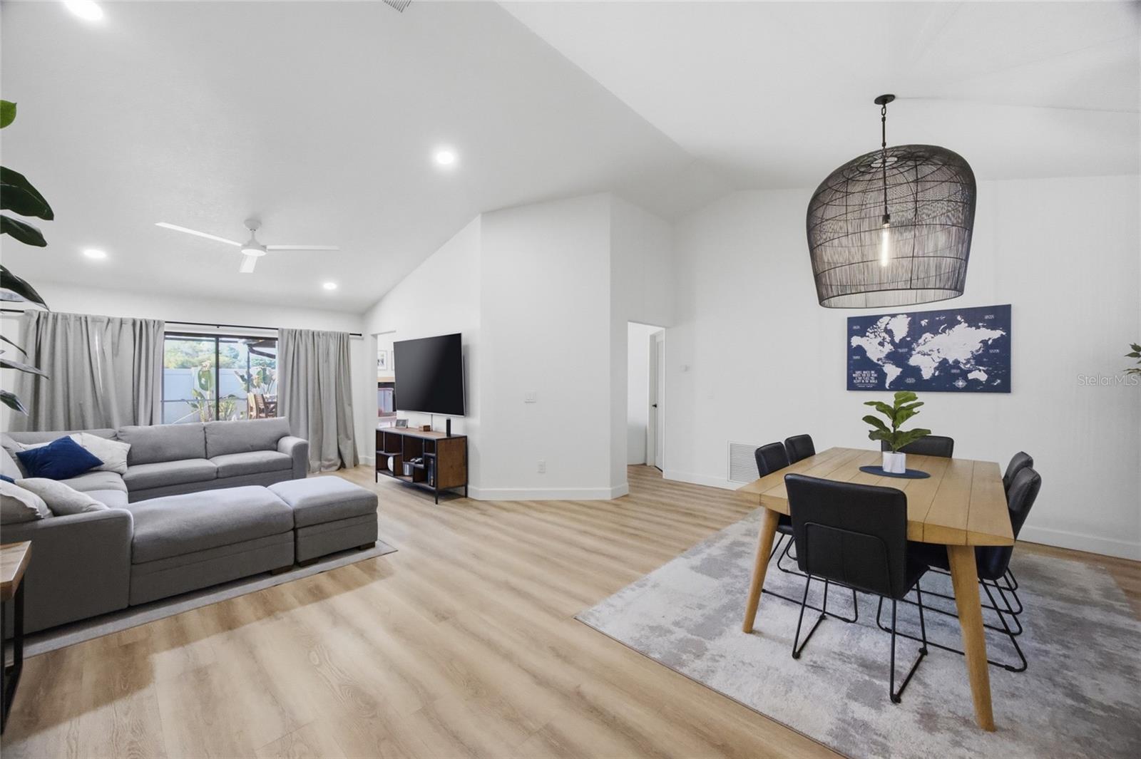 2212 LAKE BAY WAY, BRANDON, FL, 33511