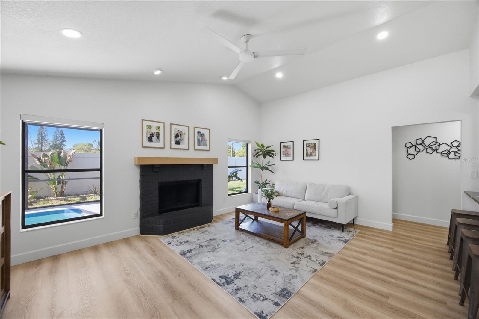 2212 LAKE BAY WAY, BRANDON, FL, 33511