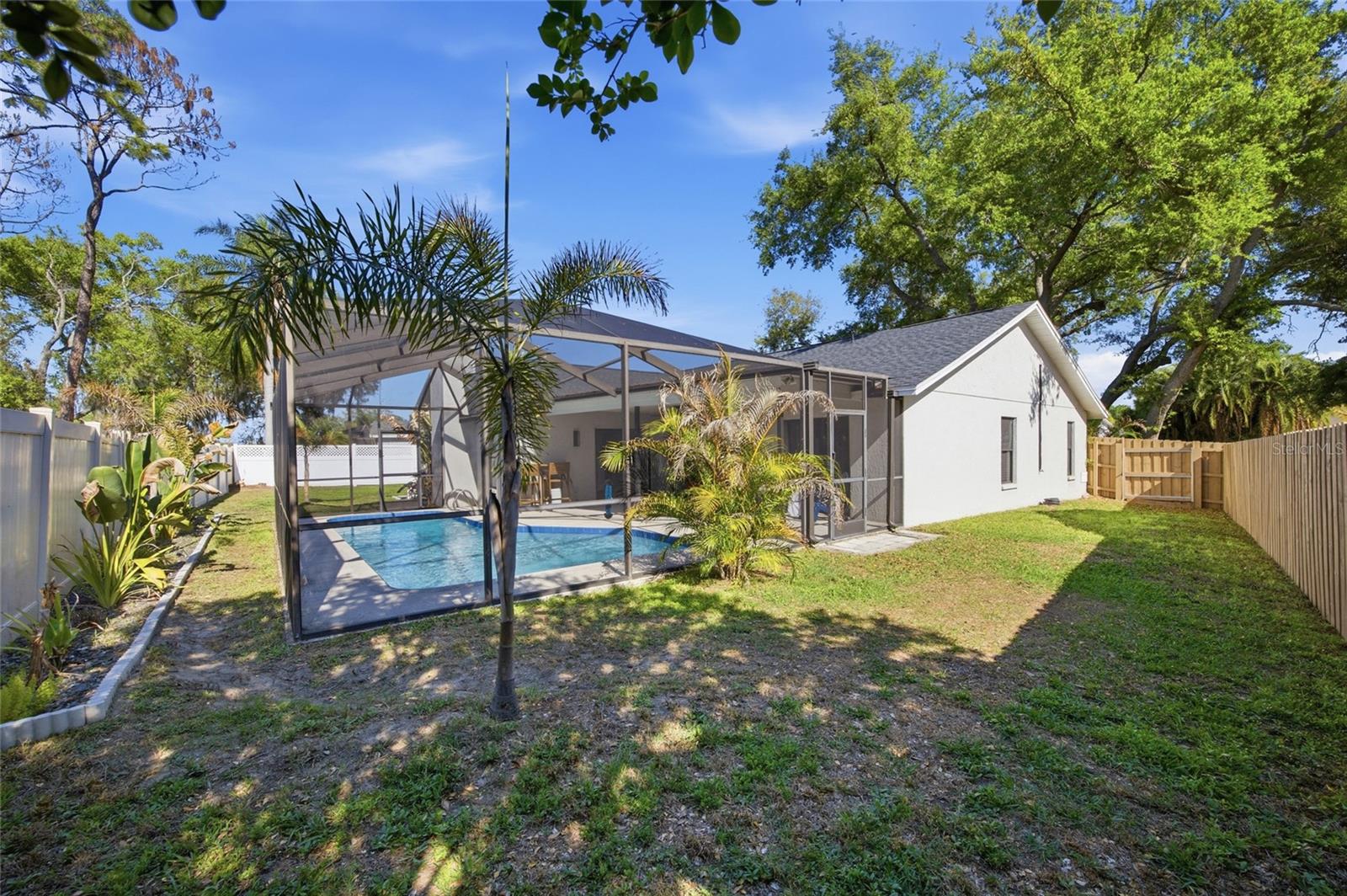 2212 LAKE BAY WAY, BRANDON, FL, 33511