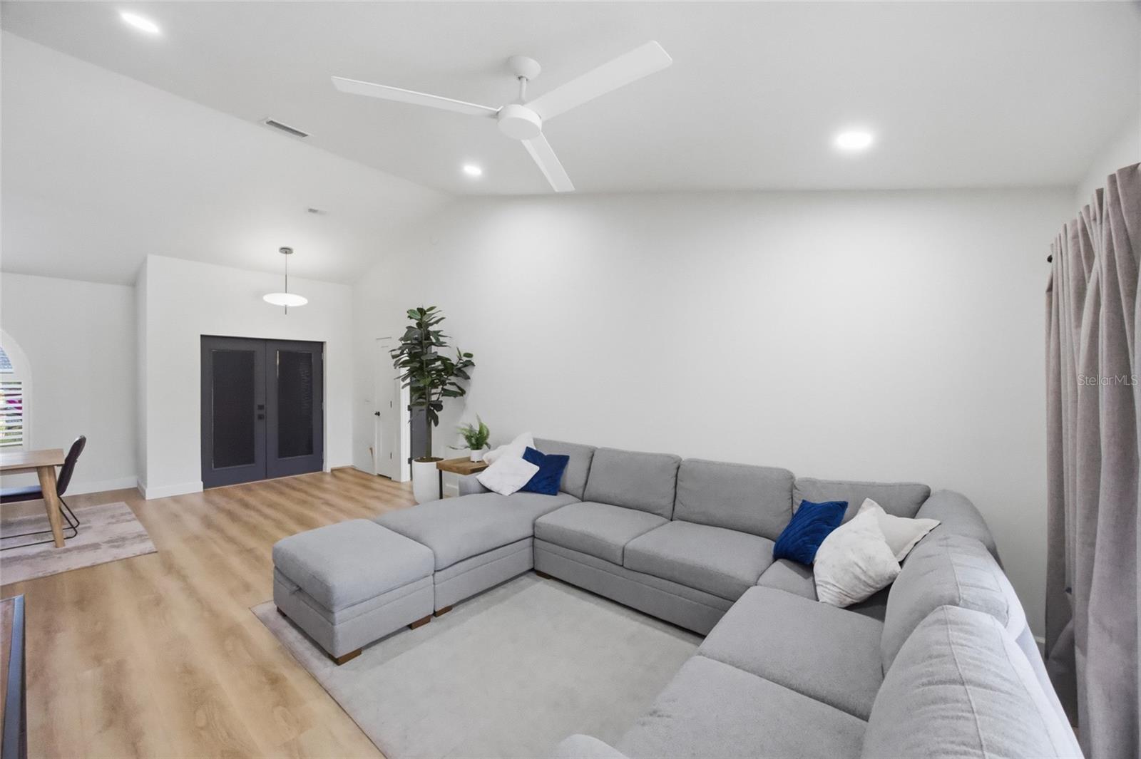 2212 LAKE BAY WAY, BRANDON, FL, 33511