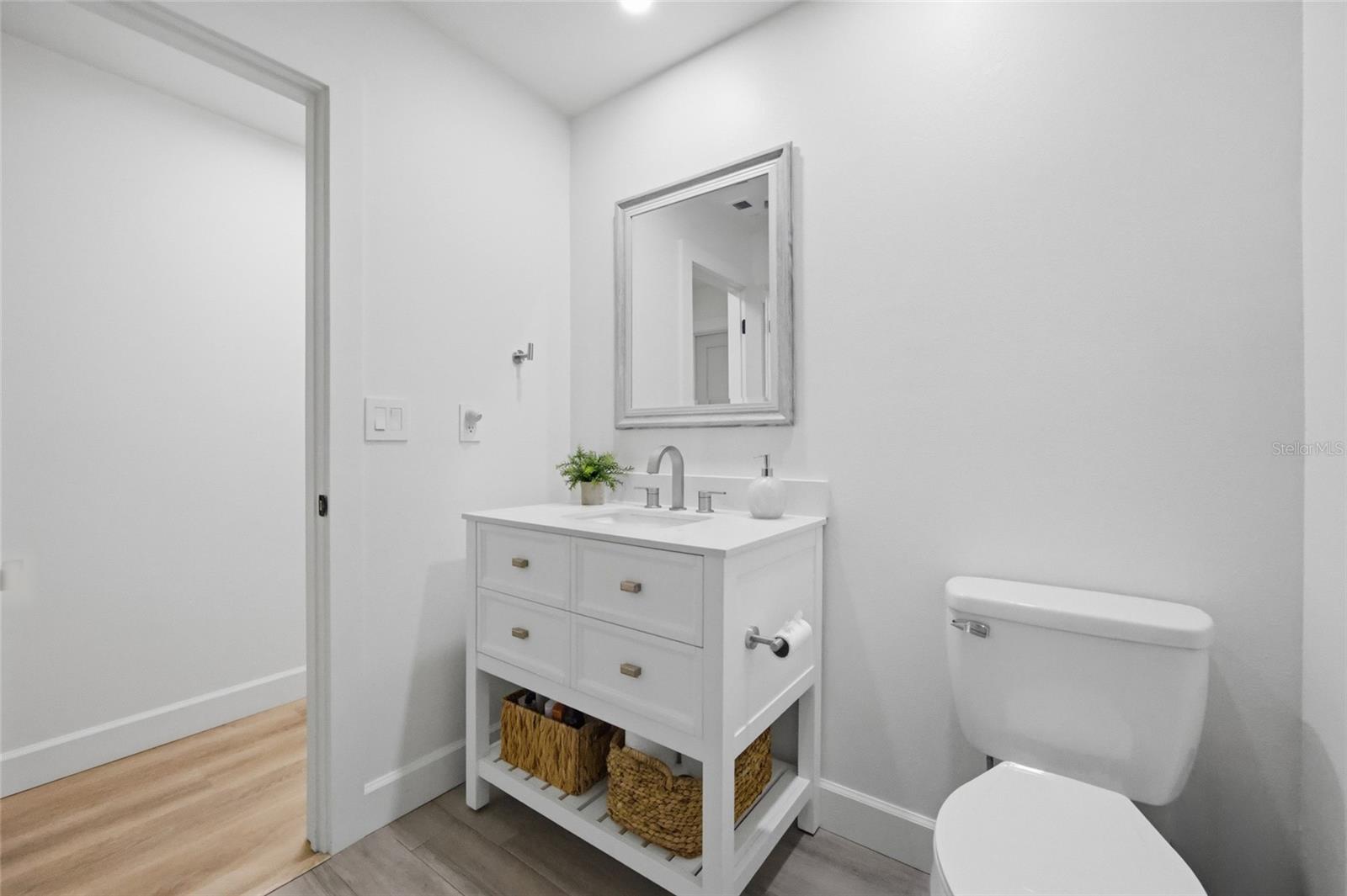 2212 LAKE BAY WAY, BRANDON, FL, 33511