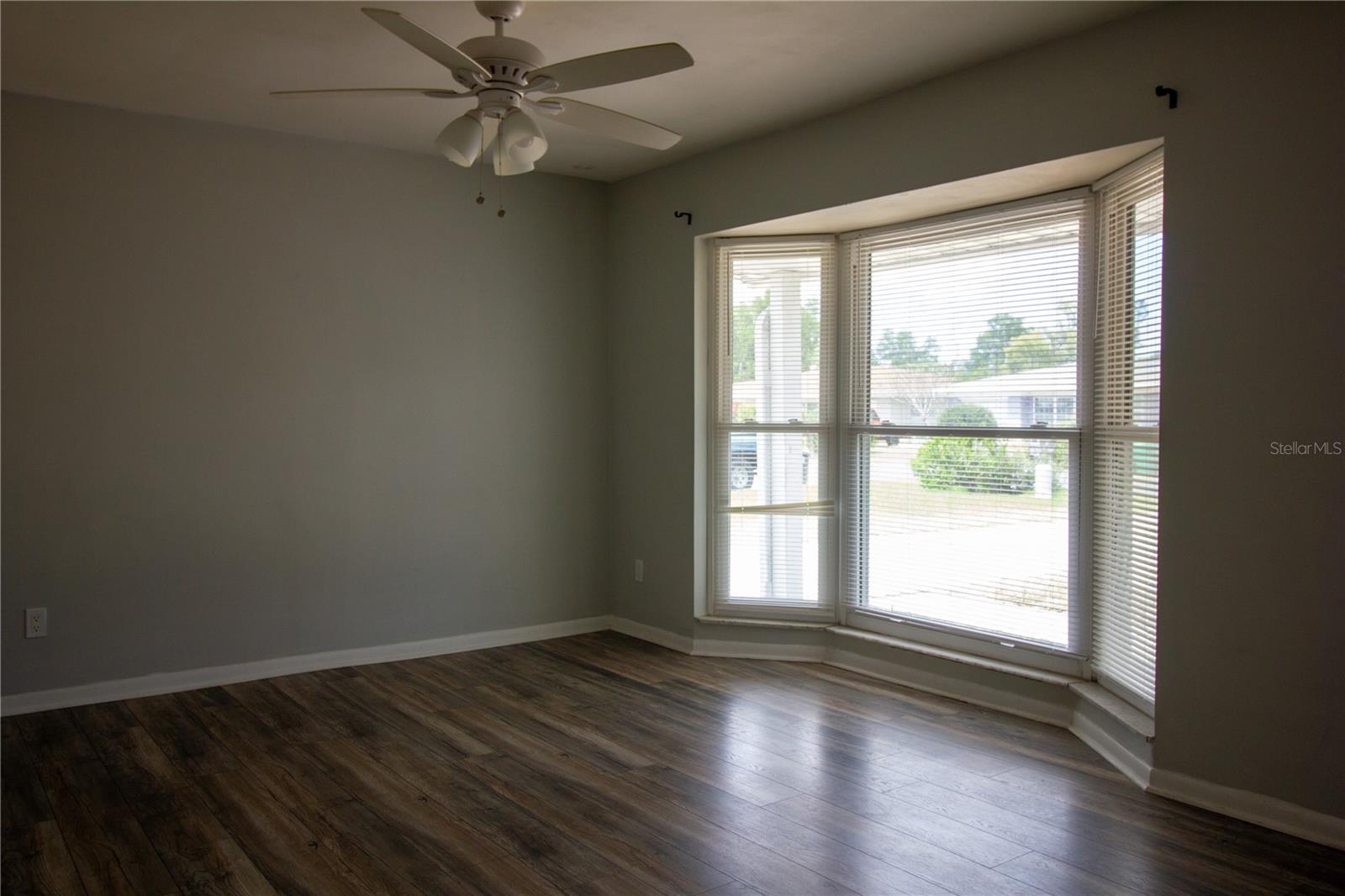 10760 62ND AVE, SEMINOLE, FL, 33772