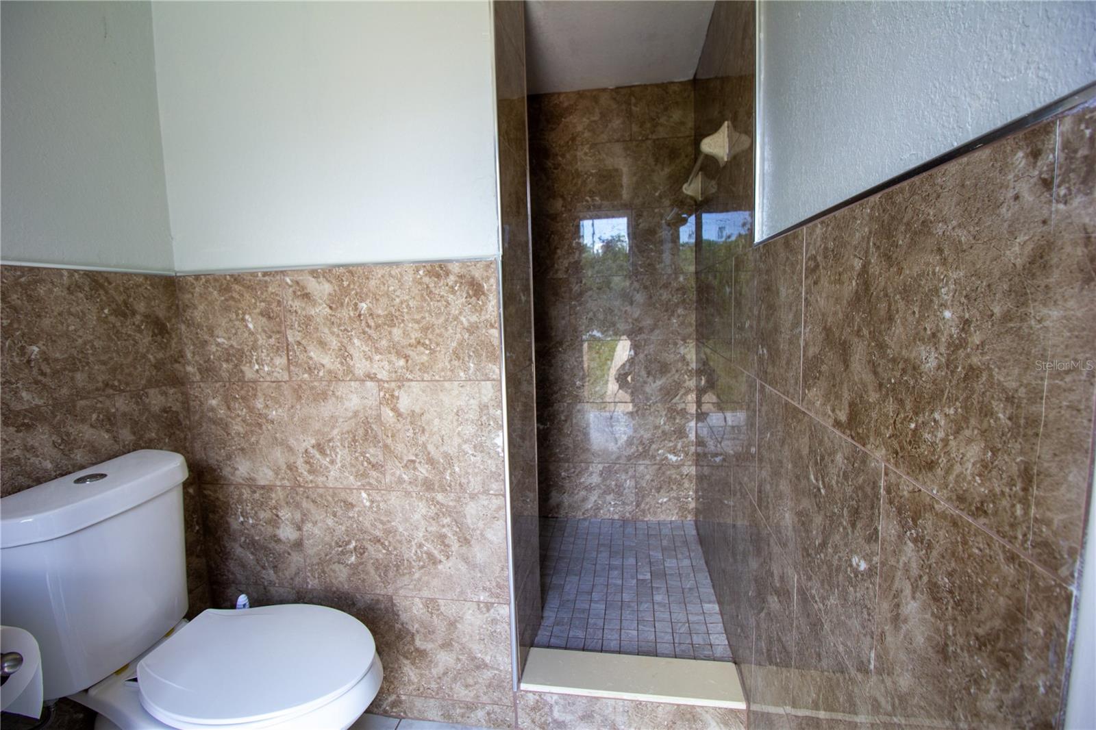10760 62ND AVE, SEMINOLE, FL, 33772