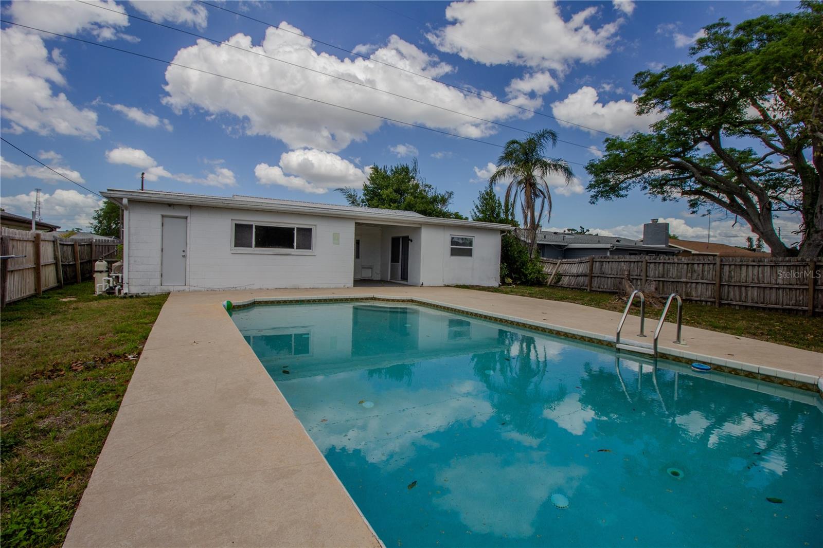 10760 62ND AVE, SEMINOLE, FL, 33772