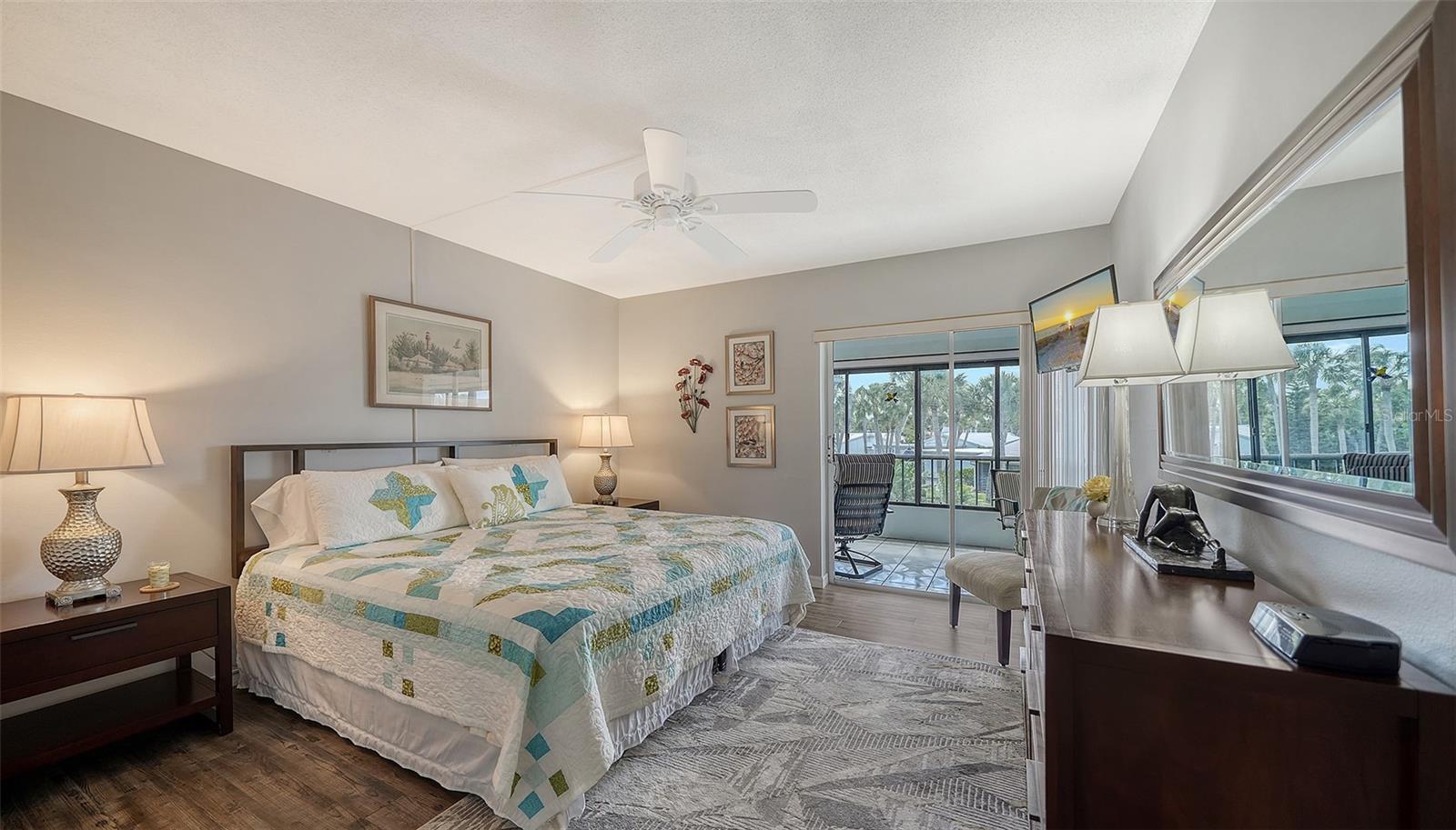 225 HOURGLASS WAY #202, SARASOTA, FL, 34242