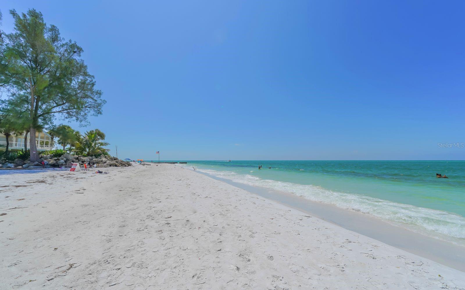 225 HOURGLASS WAY #202, SARASOTA, FL, 34242