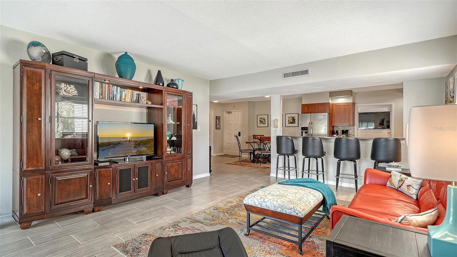 225 HOURGLASS WAY #202, SARASOTA, FL, 34242